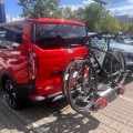 nowy ford custom i bagaznik rowerowy na 4 rowery.jpeg